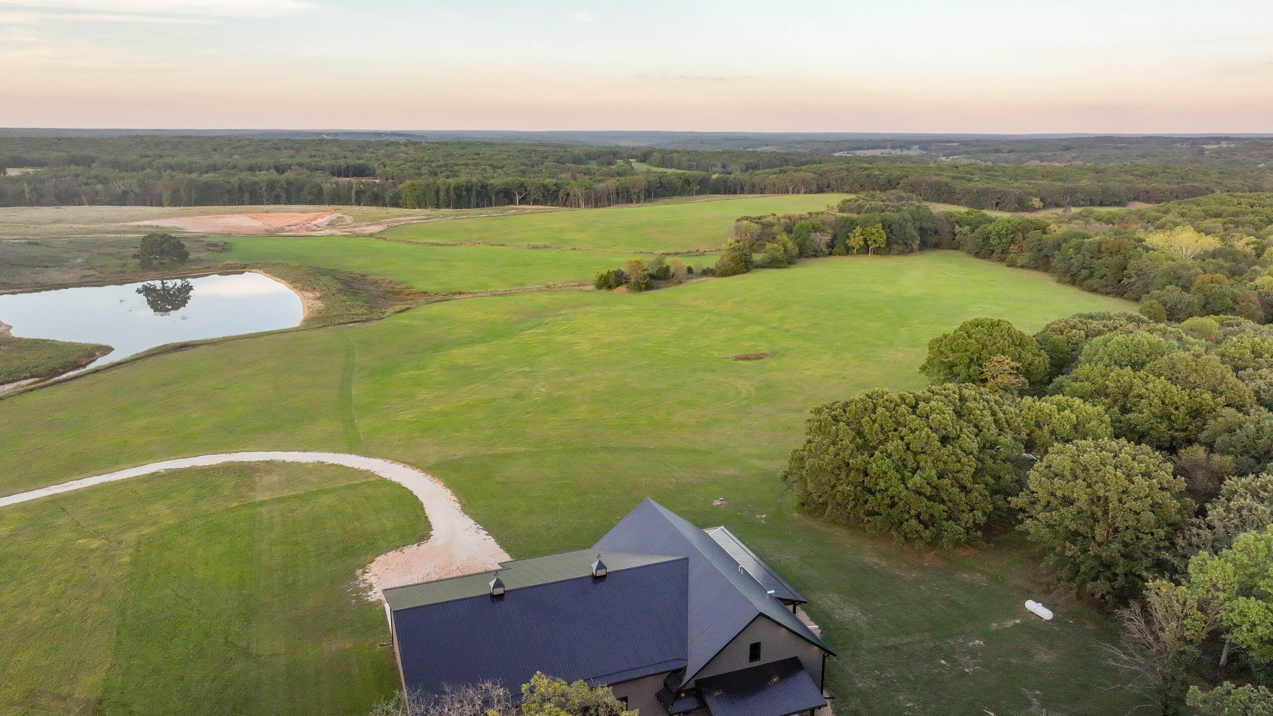 245.4 +\- acres with home in Cross Timbers MO