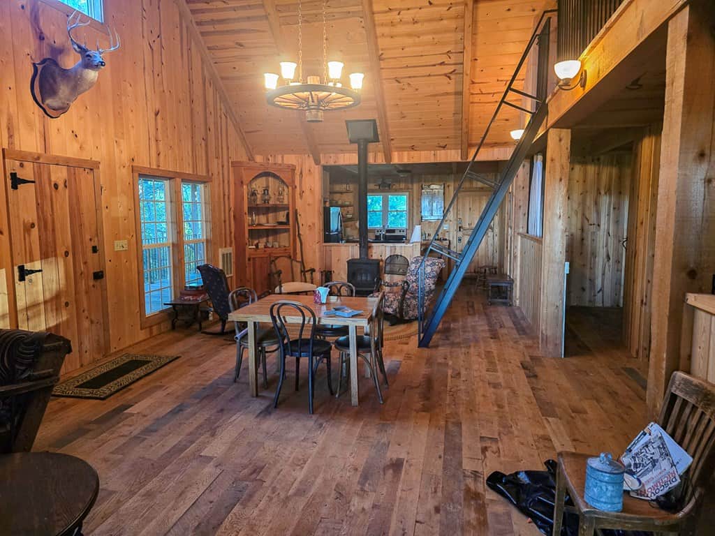Your Ultimate 125-Acre Hunting and River Recreation Paradise