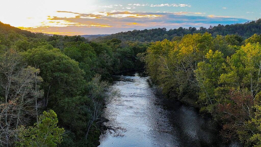 Your Ultimate 125-Acre Hunting and River Recreation Paradise