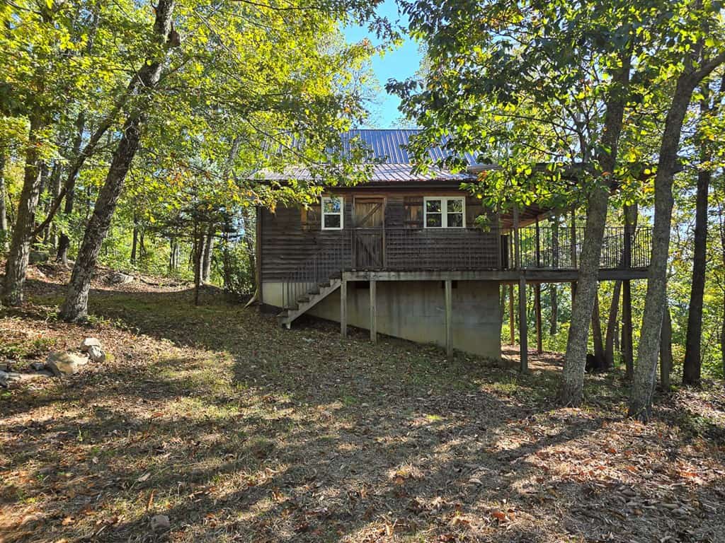 Your Ultimate 125-Acre Hunting and River Recreation Paradise