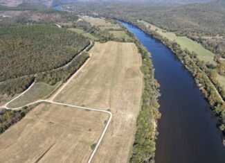 HUNTING & RIVERFRONT ACREAGE FOR SALE IN ARKANSAS OZARK MOUNTAINS