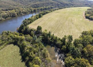 HUNTING & RIVERFRONT ACREAGE FOR SALE IN ARKANSAS OZARK MOUNTAINS