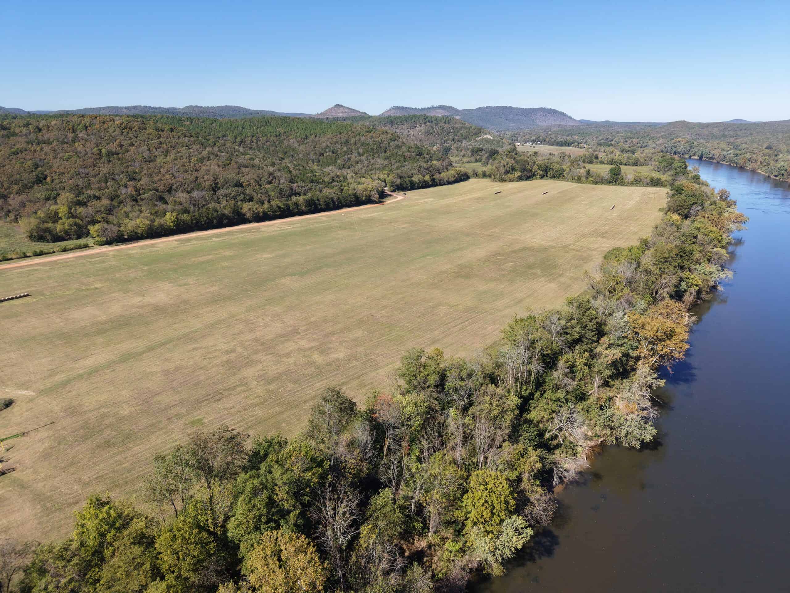 HUNTING & RIVERFRONT ACREAGE FOR SALE IN ARKANSAS OZARK MOUNTAINS