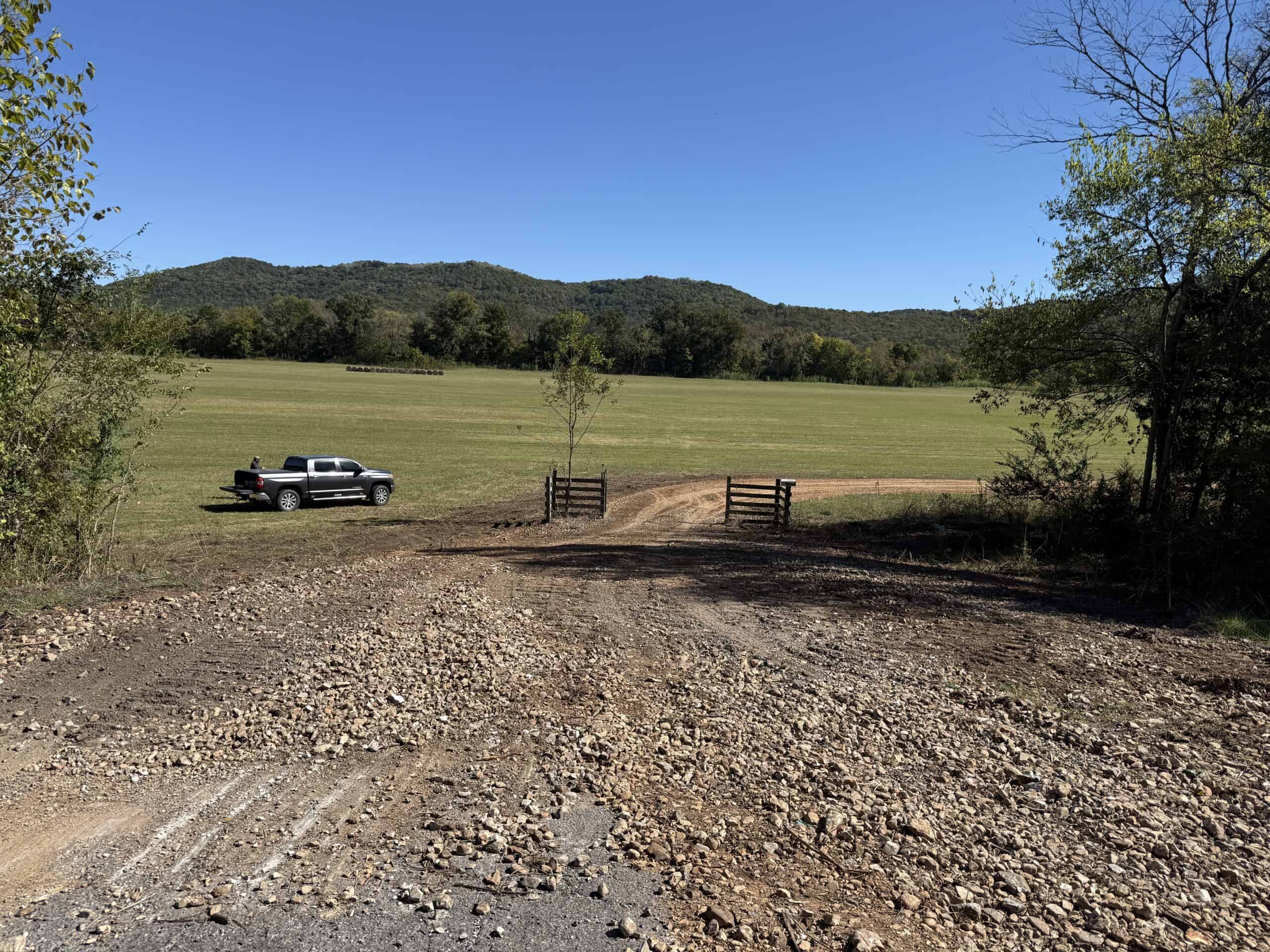 HUNTING & RIVERFRONT ACREAGE FOR SALE IN ARKANSAS OZARK MOUNTAINS