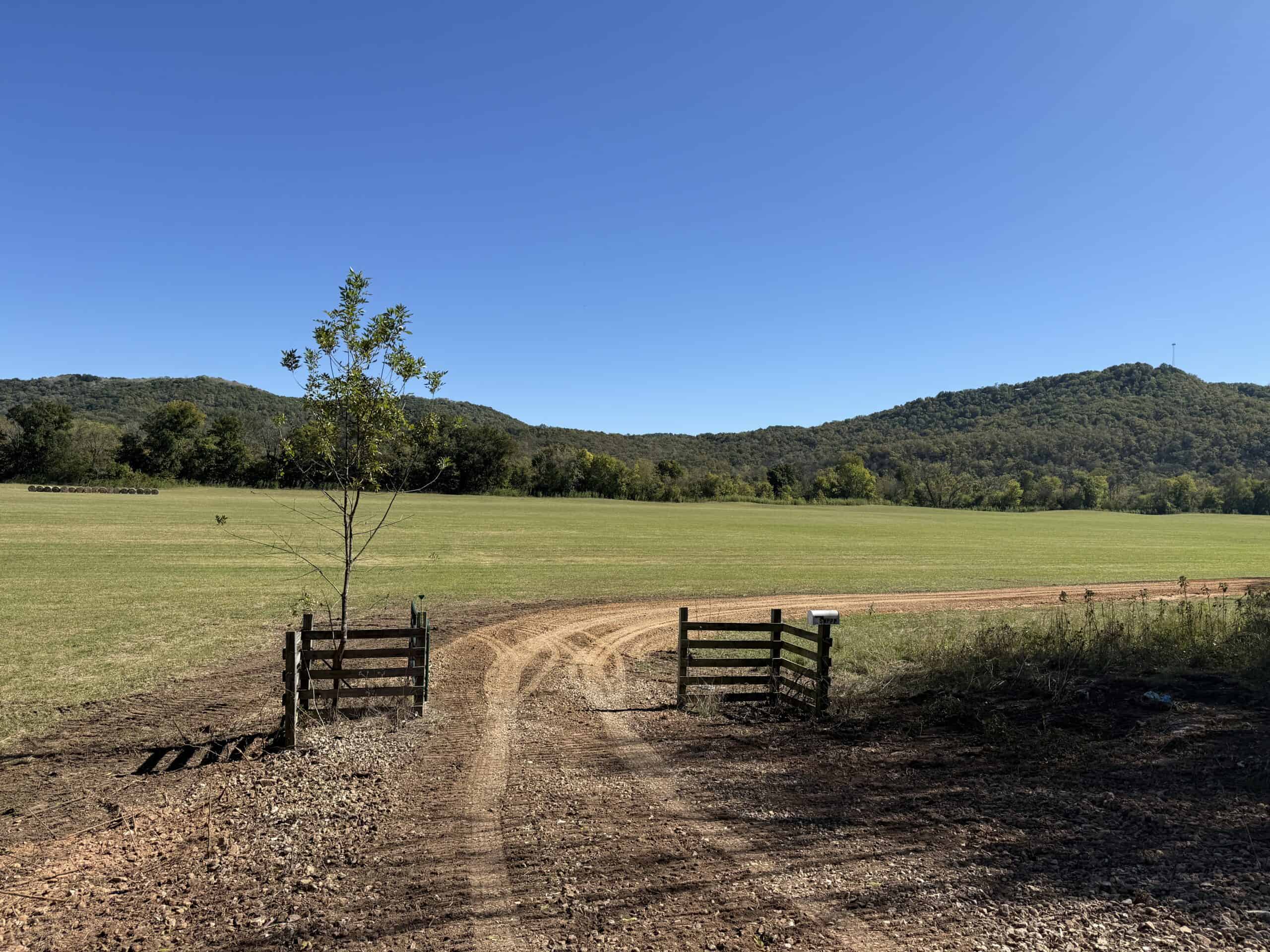 HUNTING & RIVERFRONT ACREAGE FOR SALE IN ARKANSAS OZARK MOUNTAINS