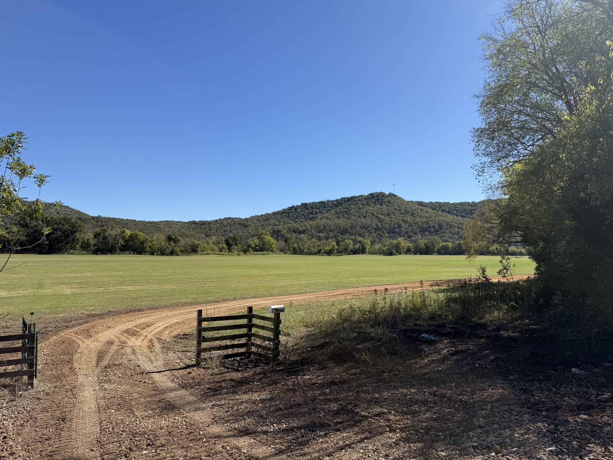 HUNTING & RIVERFRONT ACREAGE FOR SALE IN ARKANSAS OZARK MOUNTAINS