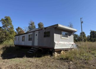 HUNTING LAND WITH SPRING CREEK AND CABIN FOR SALE IN ARKANSAS