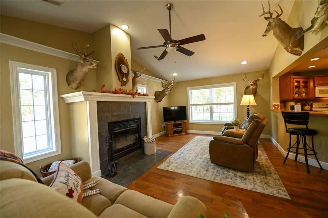 Country Home with Hunting Land – Hickory County