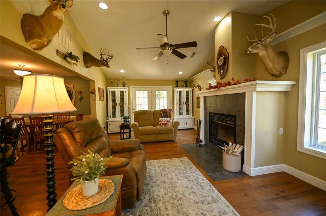 Country Home with Hunting Land – Hickory County