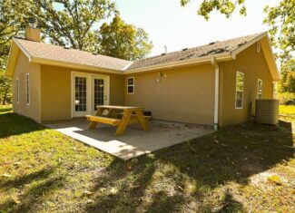 Country Home with Hunting Land – Hickory County