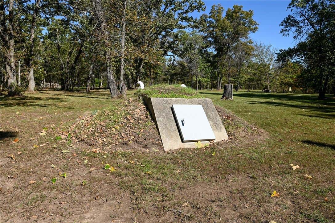 Country Home with Hunting Land – Hickory County