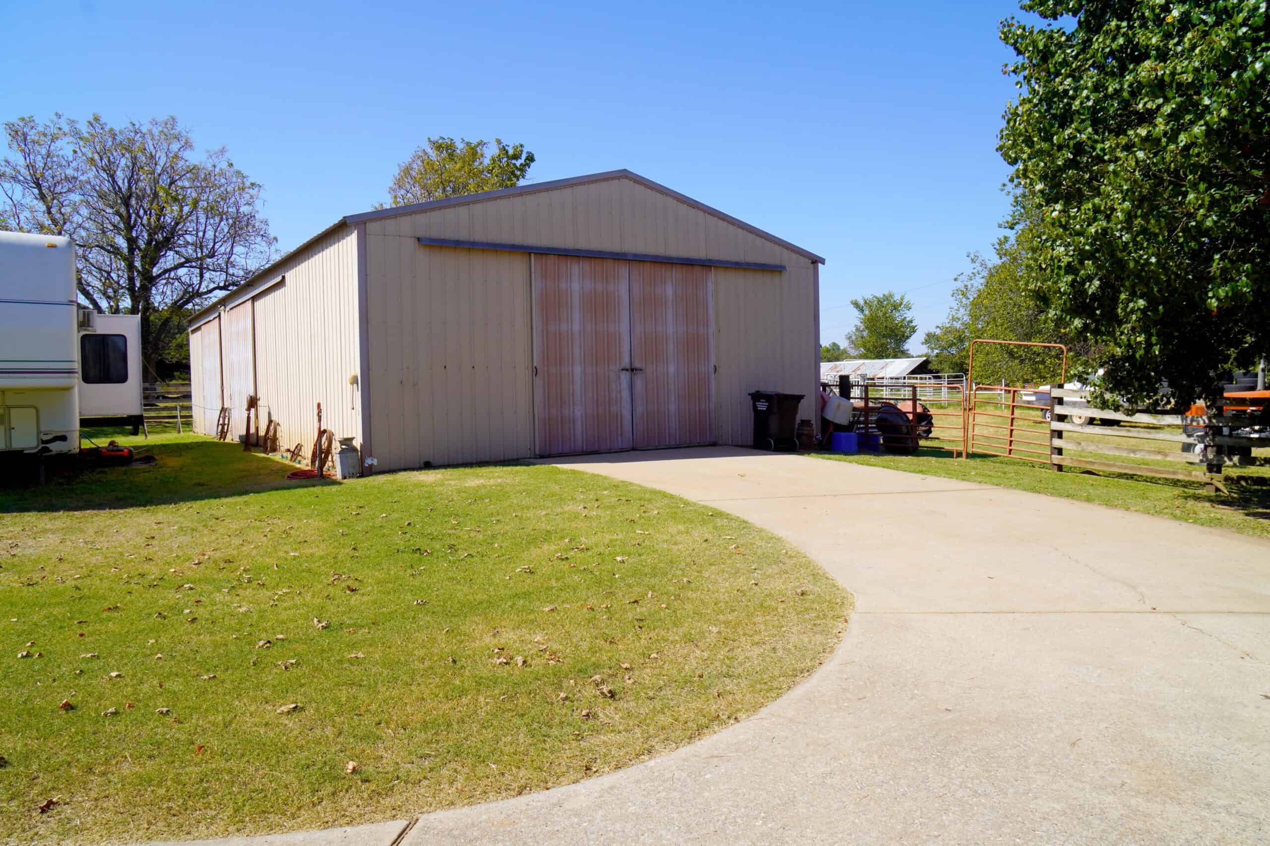 NO RESERVE AUCTION – Prime Oklahoma Ranch Land & Home on HWY 177