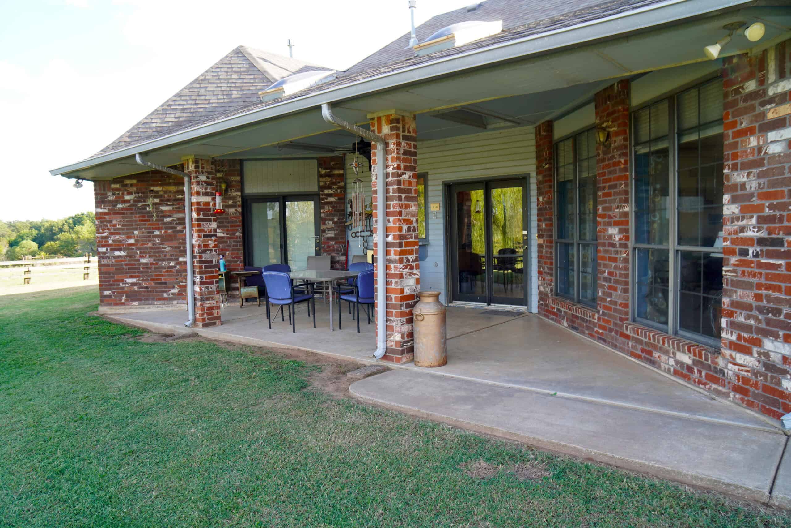 NO RESERVE AUCTION – Prime Oklahoma Ranch Land & Home on HWY 177