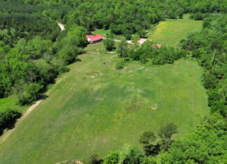 COUNTRY HOME AND HUNTING RANCH FOR SALE IN ARKANSAS