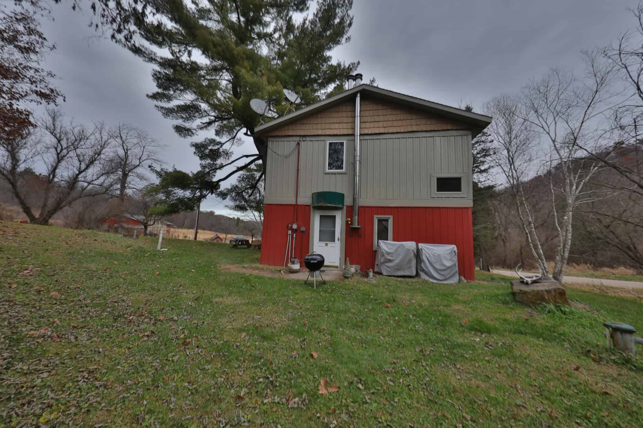 Premium Driftless Hunting Camp in Richland County, Wisconsin