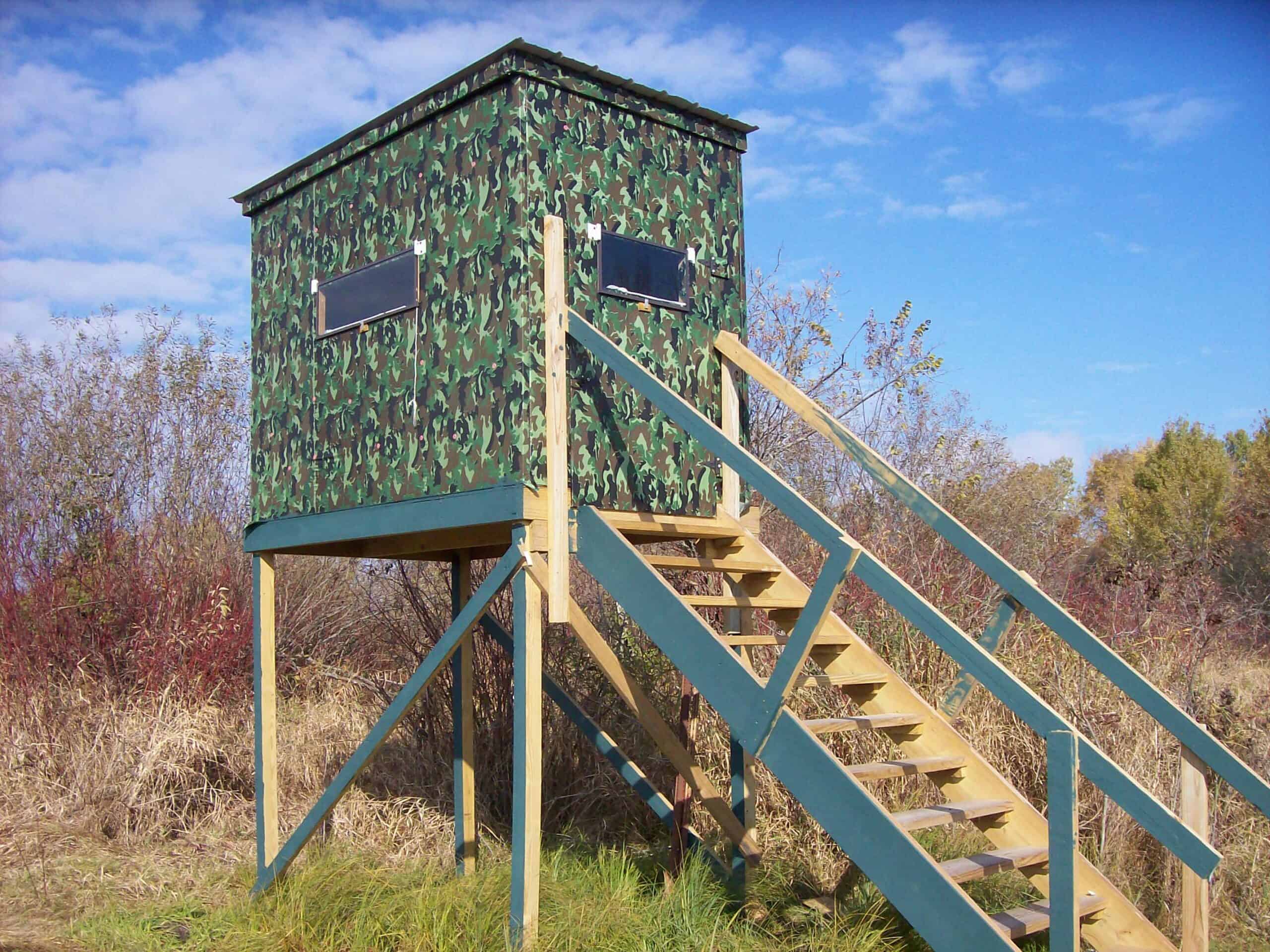 40 Acres of Trophy Whitetail Hunting