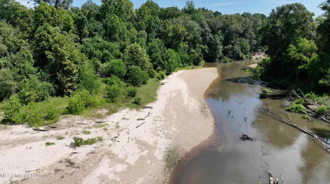 108+- Acres on the Bogue Chitto River Summit, Mississippi