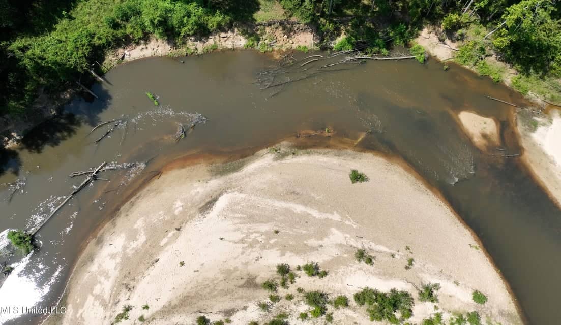 108+- Acres on the Bogue Chitto River Summit, Mississippi
