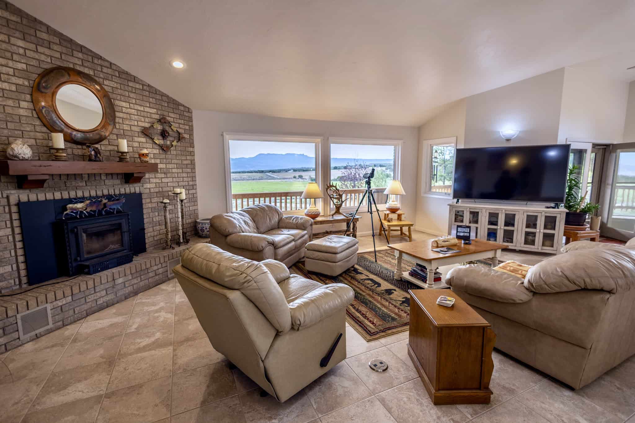 Country Home on Land For Sale in Crawford, CO