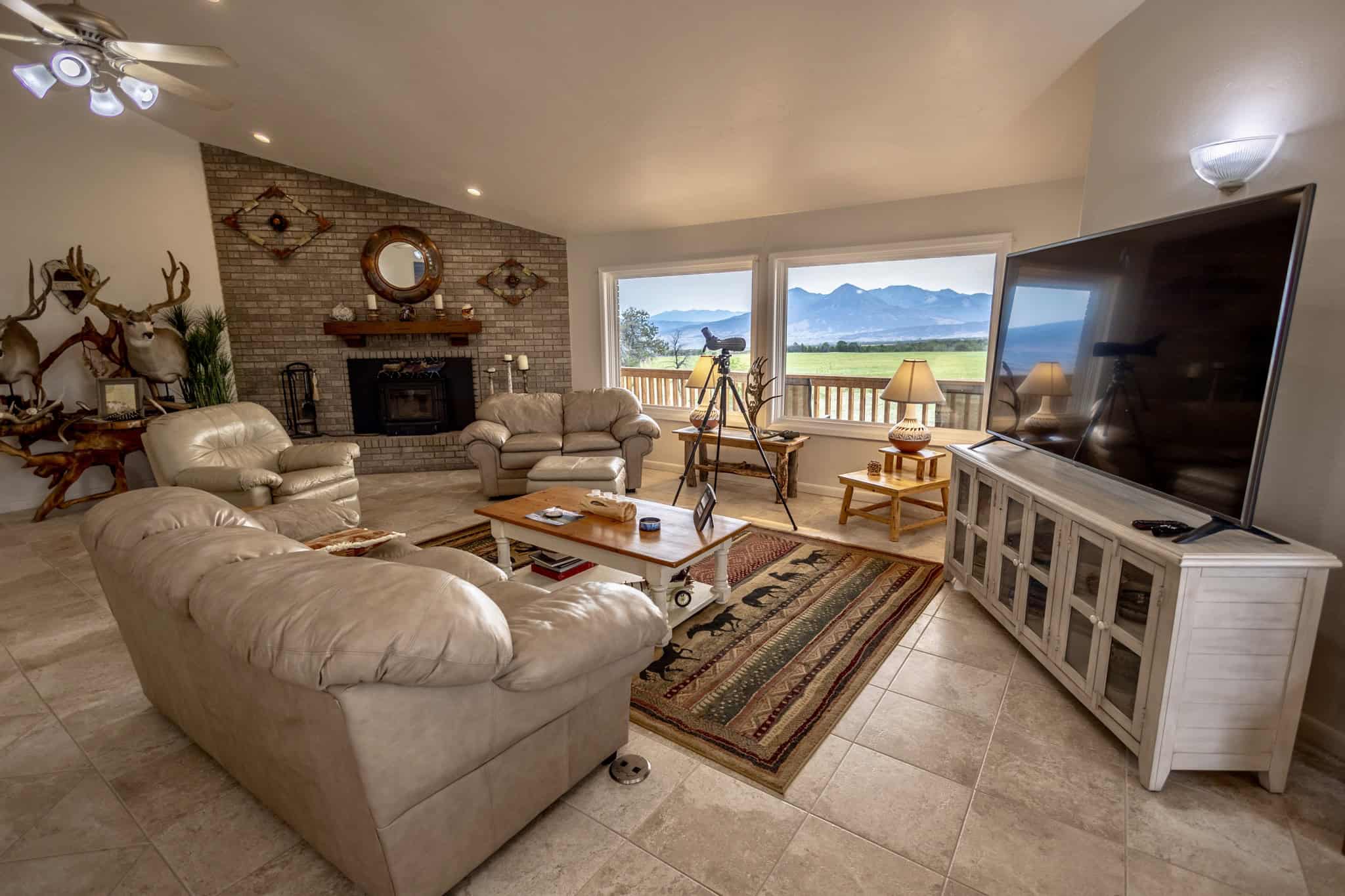 Country Home on Land For Sale in Crawford, CO