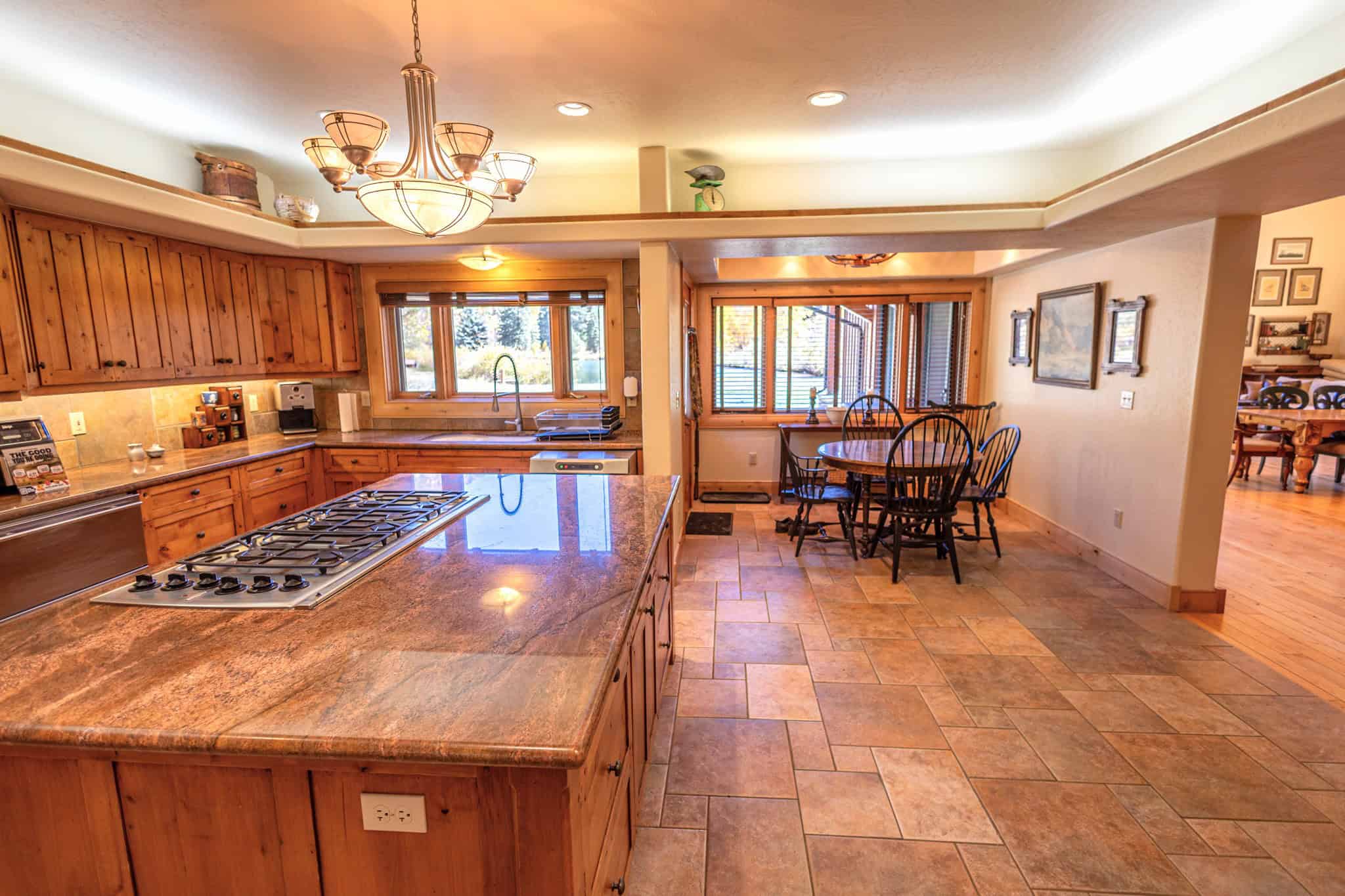 Mountain Luxury Estate – Colorado Riverfront Home for Sale