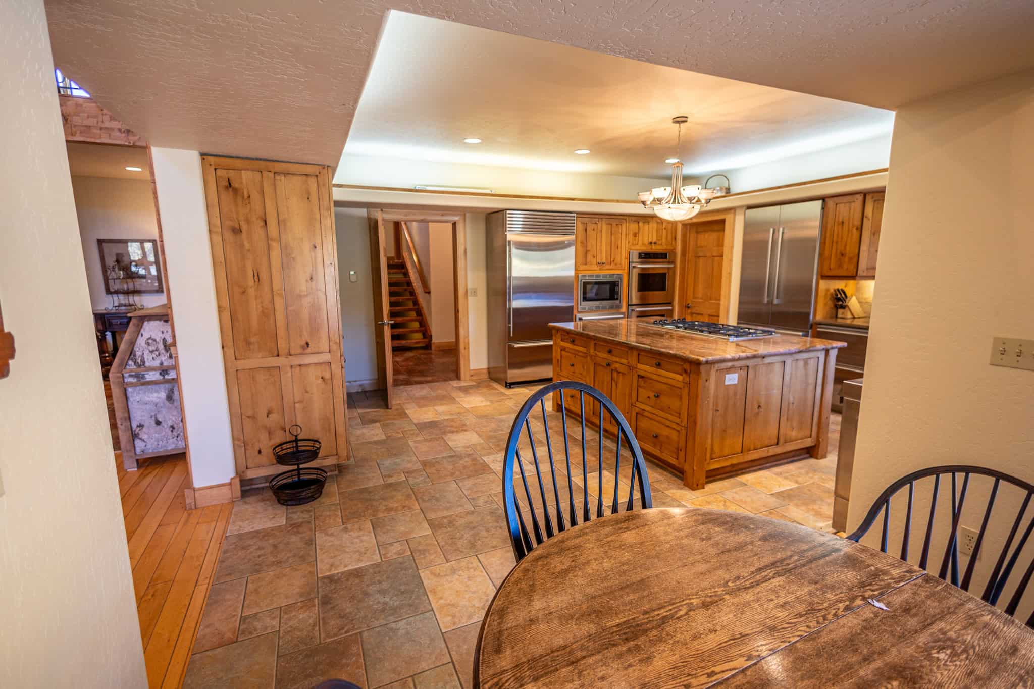 Mountain Luxury Estate – Colorado Riverfront Home for Sale