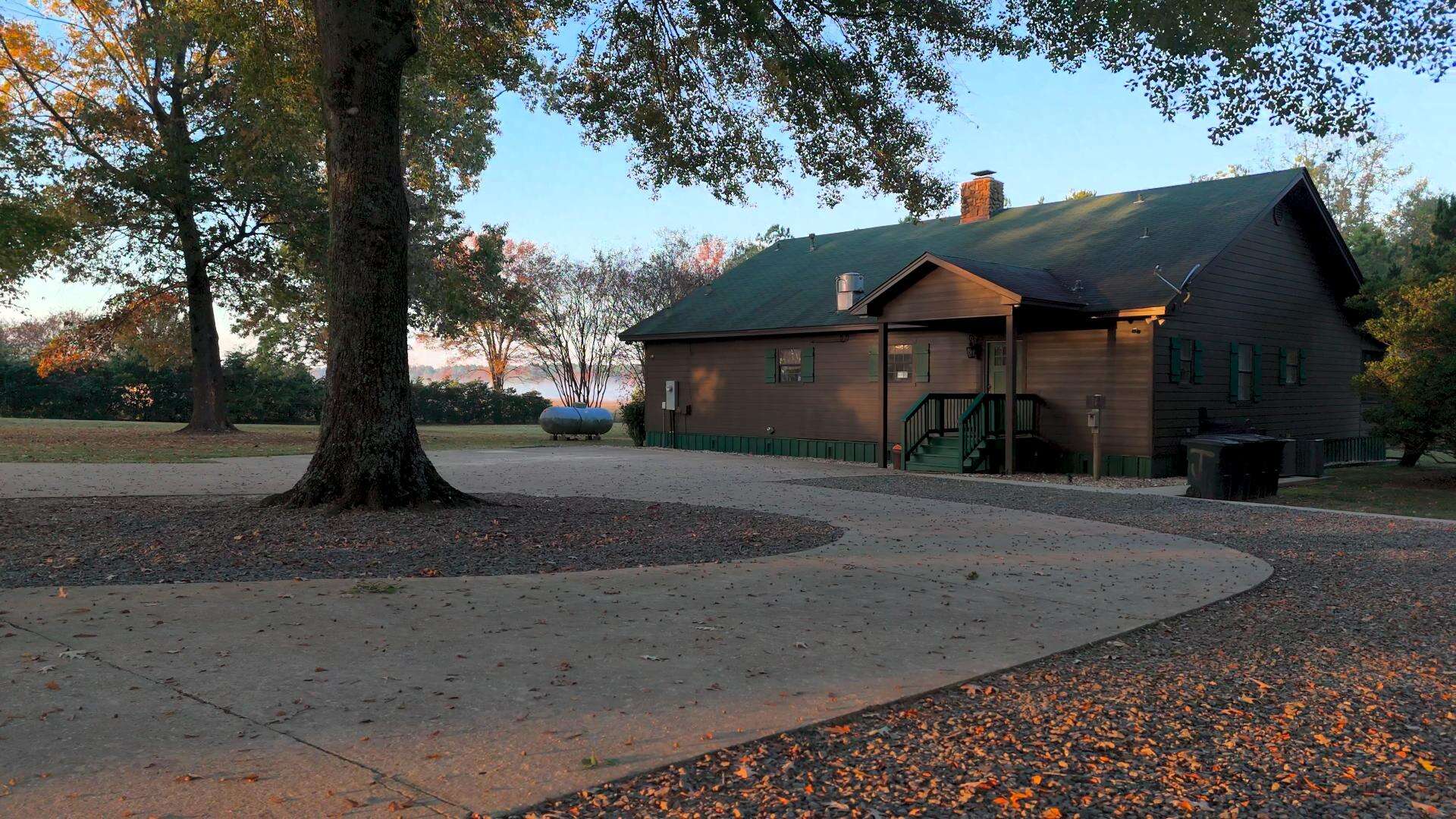 Premier Turnkey Duck & Deer Property With First Class Lodge