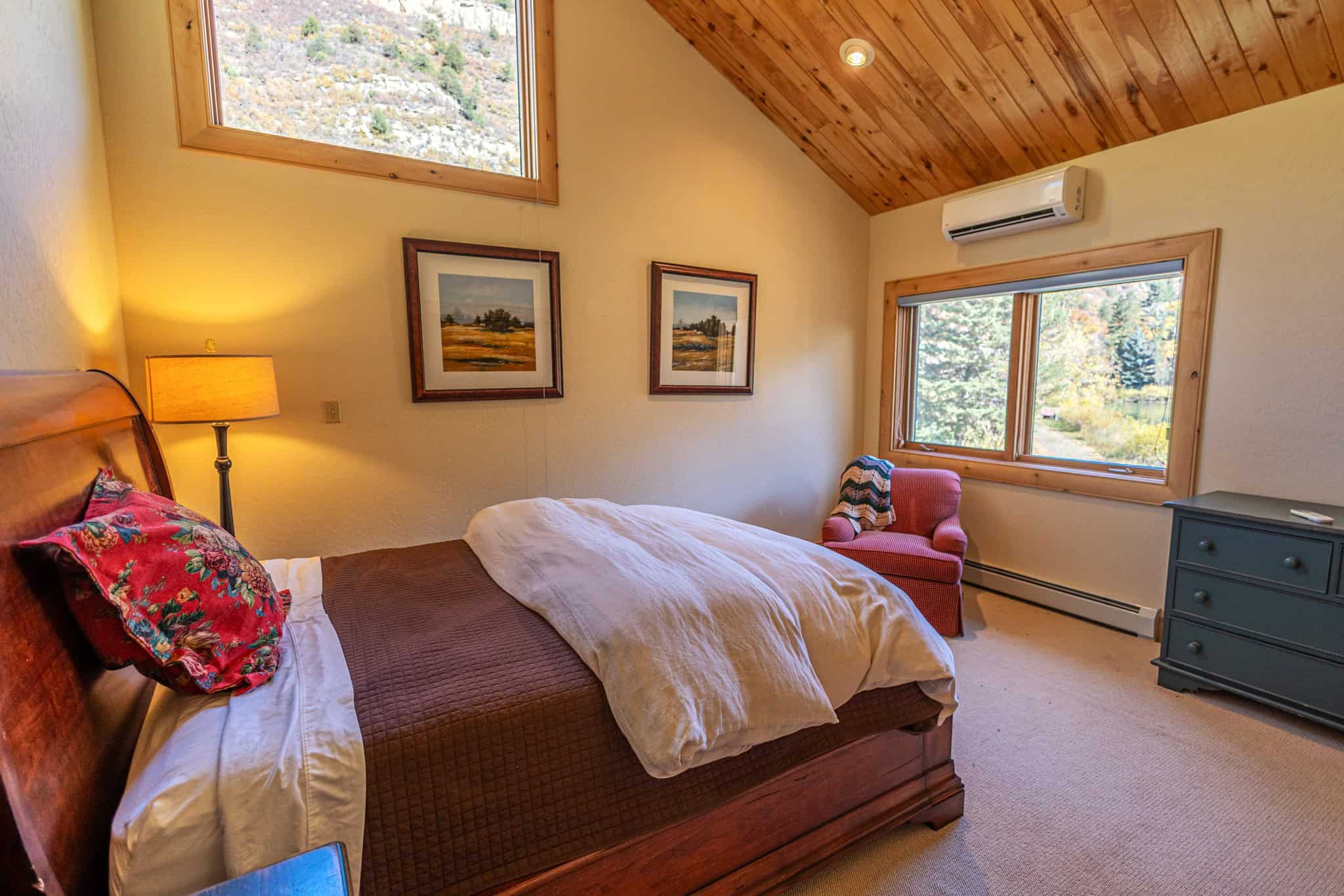 Mountain Luxury Estate – Colorado Riverfront Home for Sale