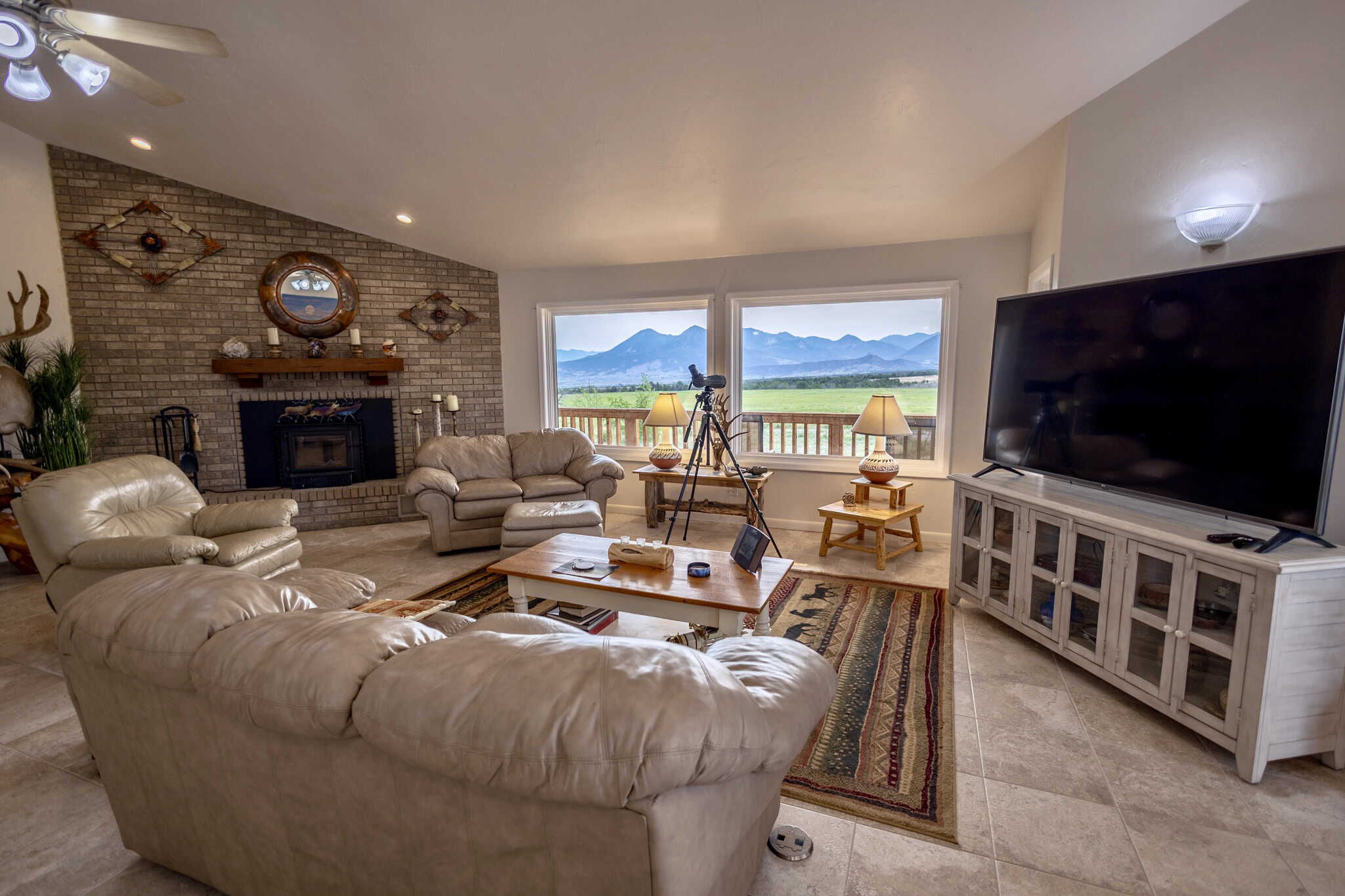 Country Home on Land For Sale in Crawford, CO