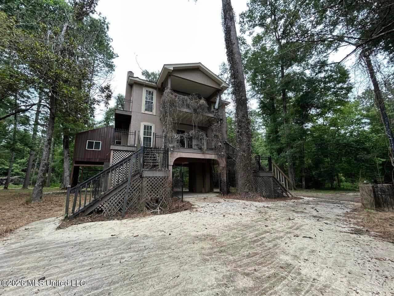 113± Acres for Sale in Osyka, MS on Tickfaw River