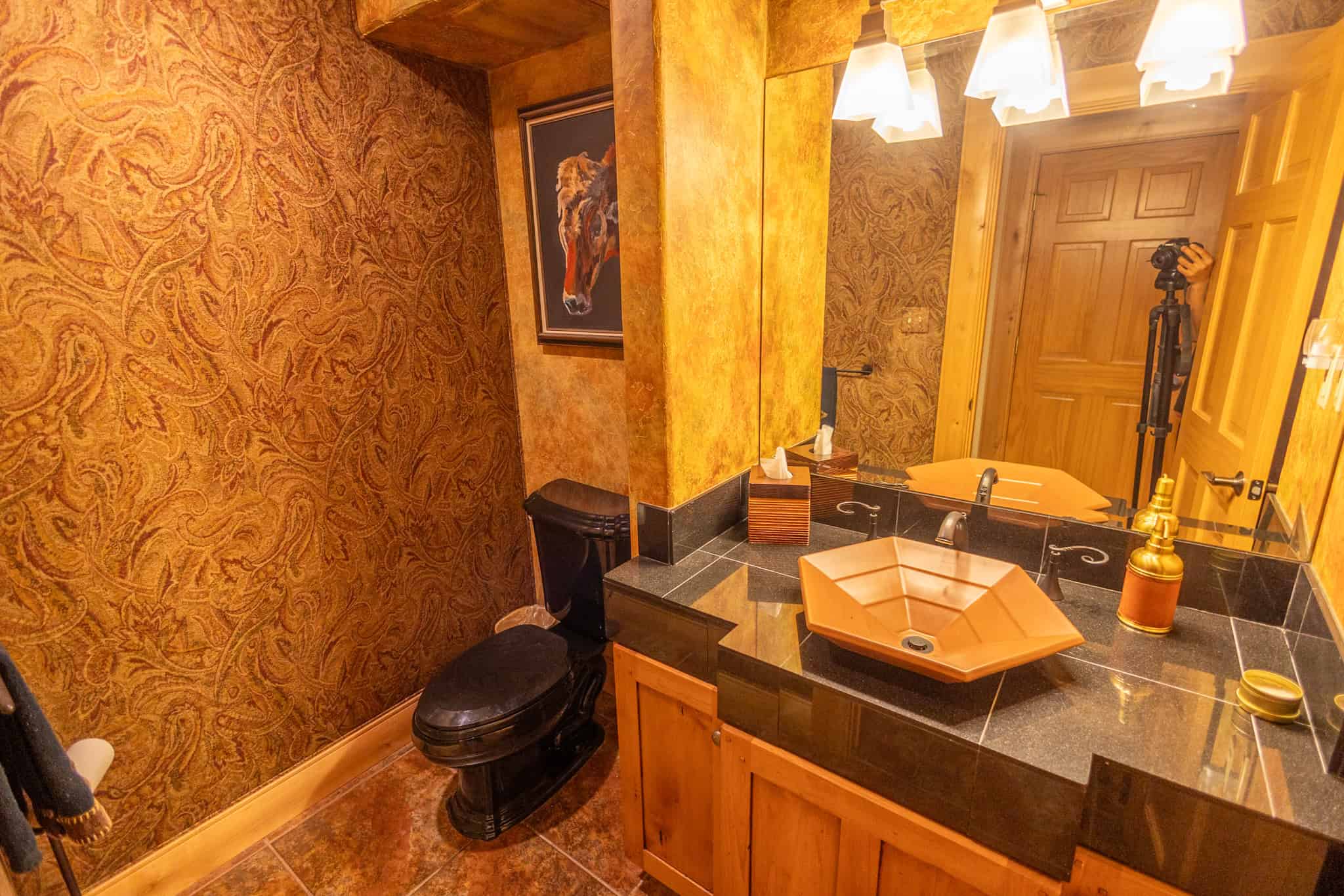 Mountain Luxury Estate – Colorado Riverfront Home for Sale