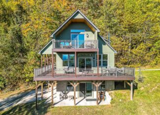 Private Hunter’s Paradise Near Lynchburg with Generator Power