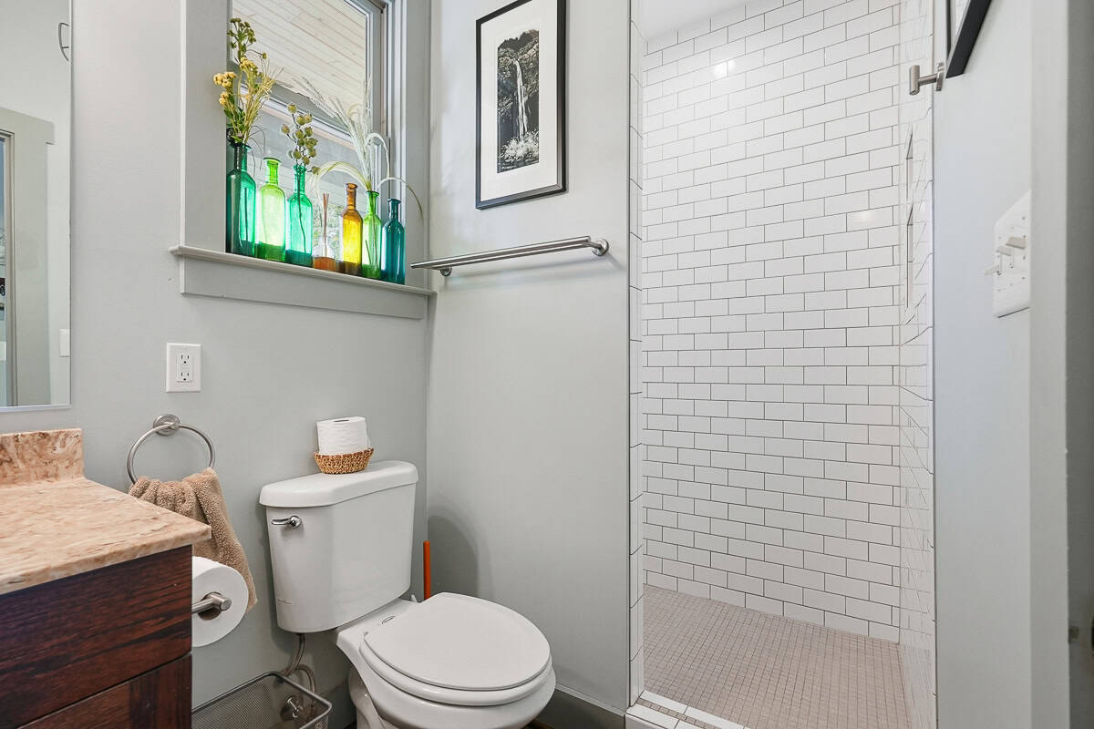 Private Hunter’s Paradise Near Lynchburg with Generator Power