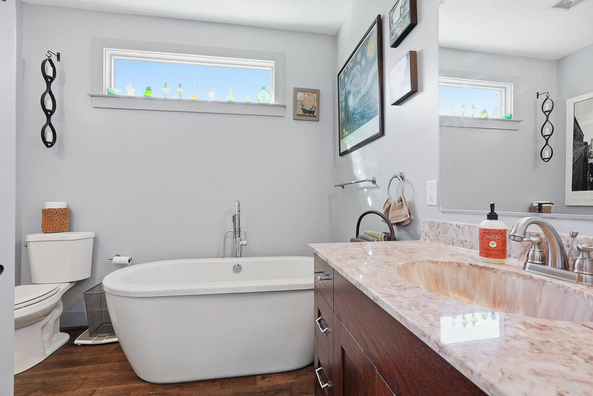 Private Hunter’s Paradise Near Lynchburg with Generator Power