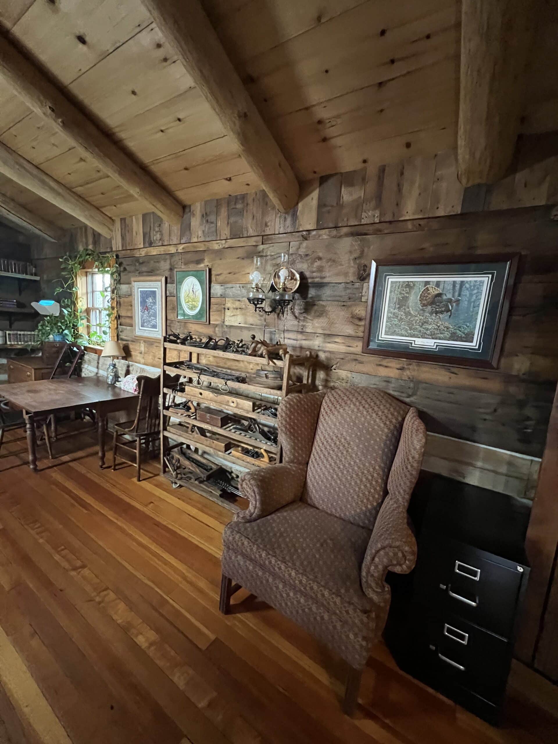 One of a Kind Lucas County, IA Acreage with Custom Log Home