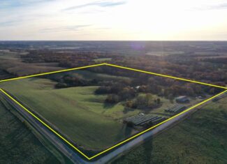 Small Tract Hunting Farm For Sale NW MO