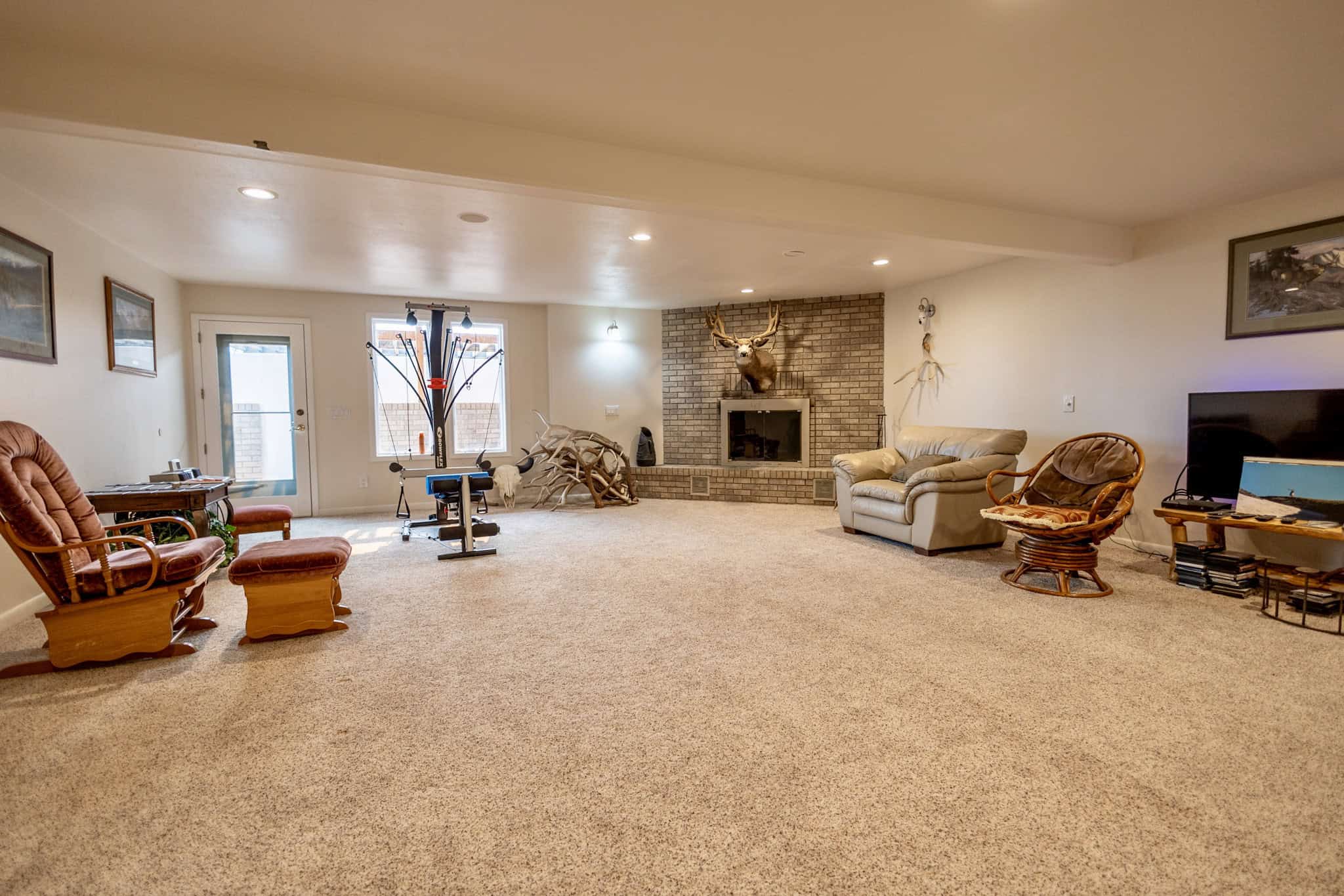 Country Home on Land For Sale in Crawford, CO