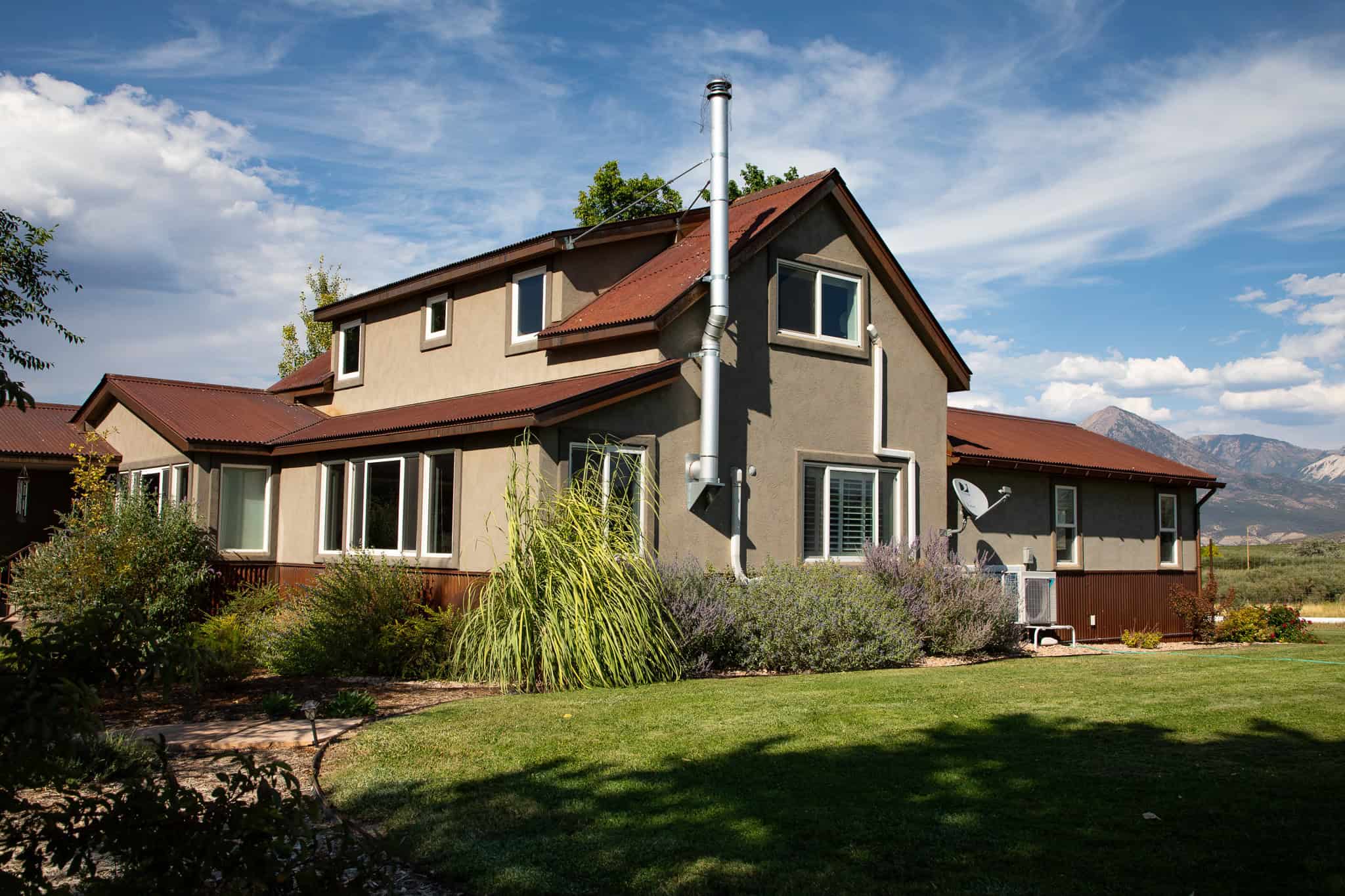 Country Home for Sale on 40 Acres with Valuable Water Rights