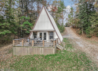 Natchez, MS – The Natchez Retreat on 47 Acres