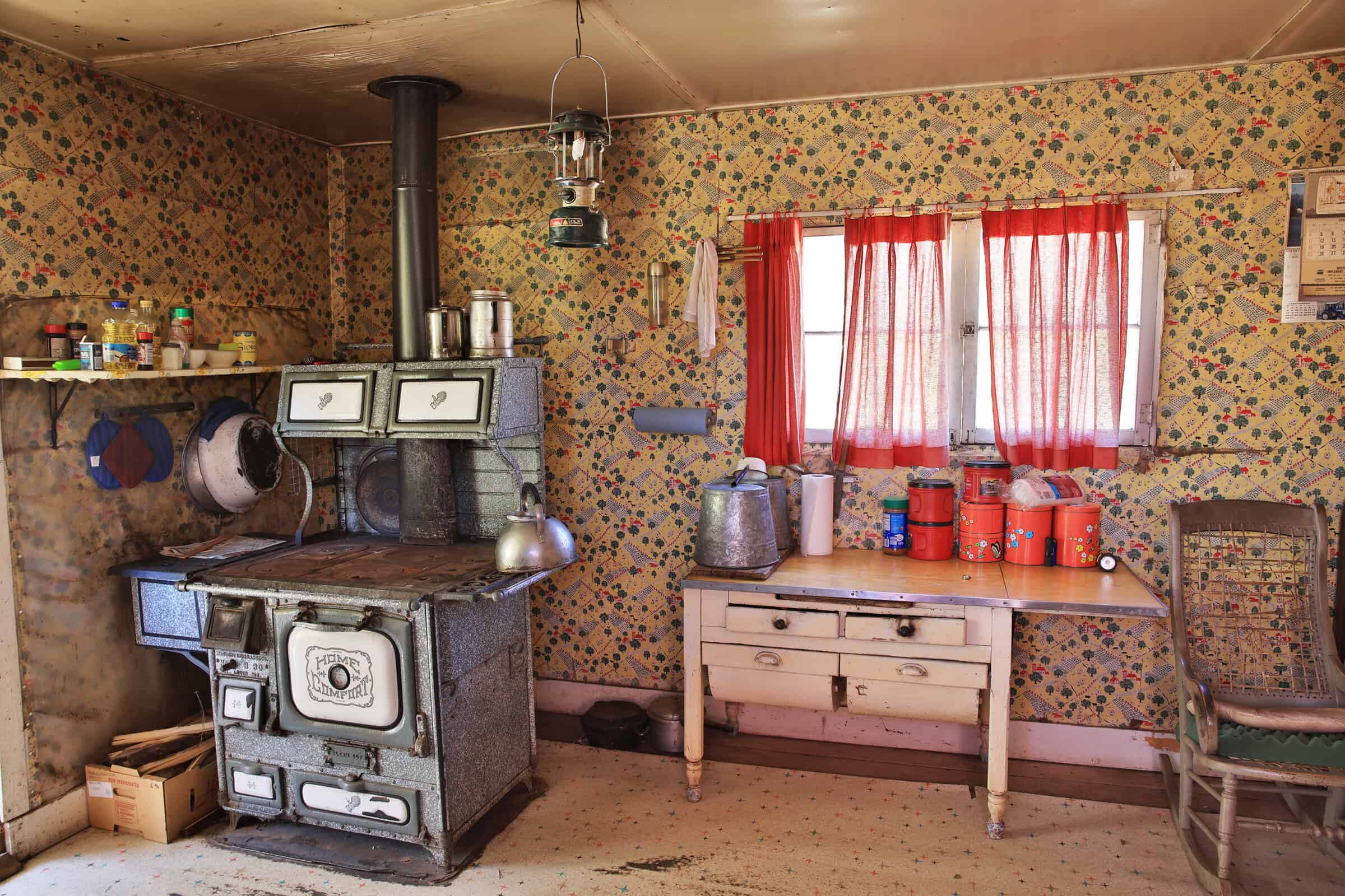 Colorado Hunting Property with Multiple Cabins