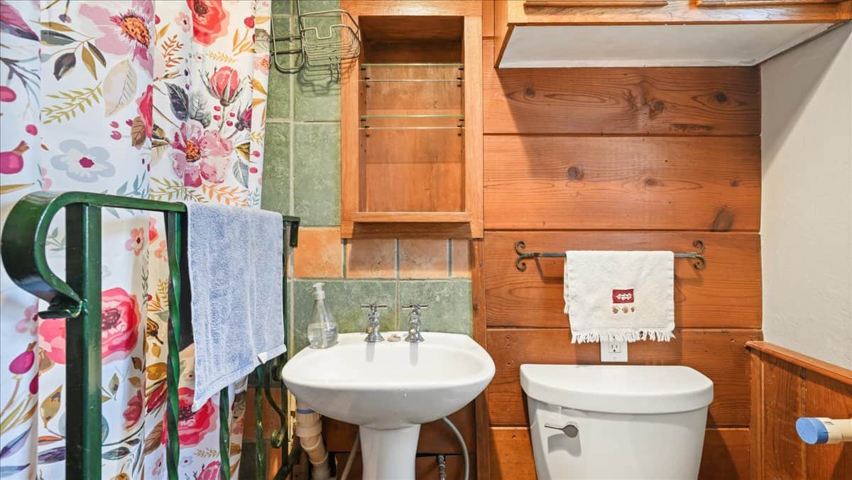 57+/- Acre Retreat in Wisconsin’s Driftless Area, Crawford County