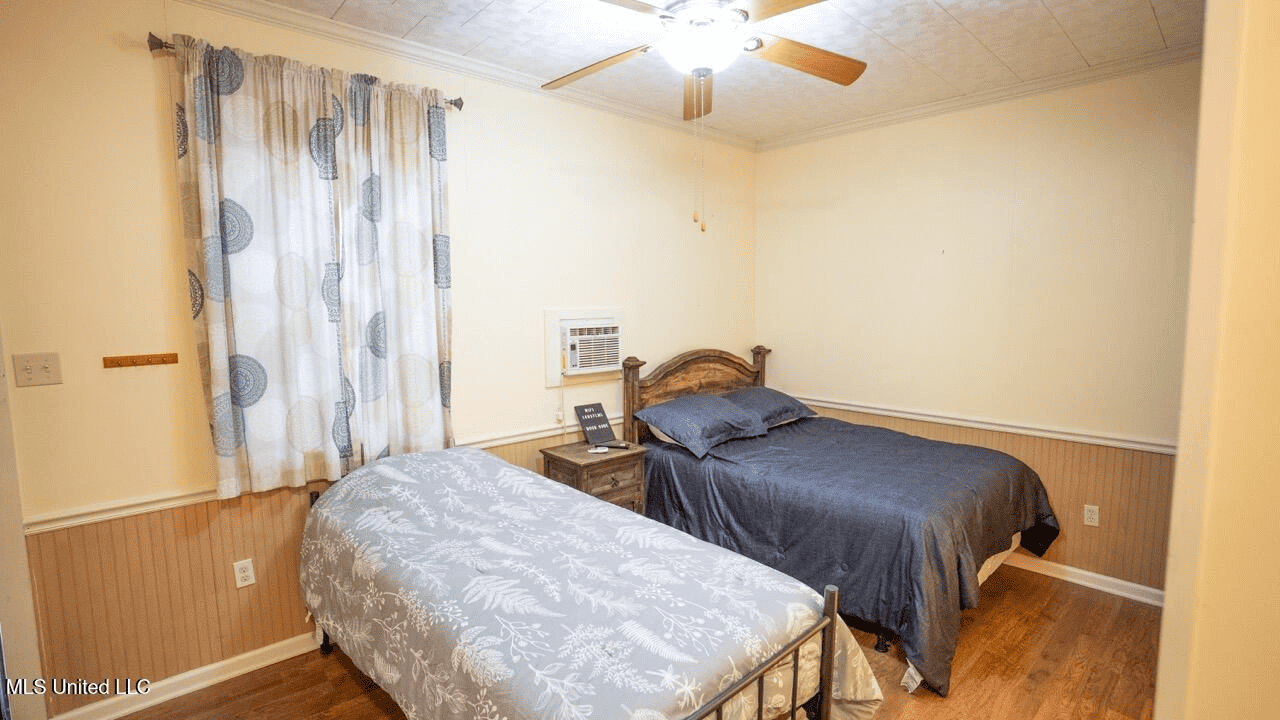 Woodville, MS – 40 Acres with Income-Producing Camp