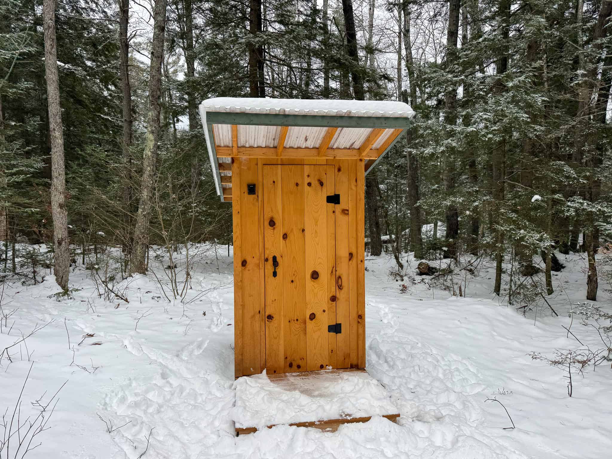 33.4 Acres with Private Pond – Pittston, ME