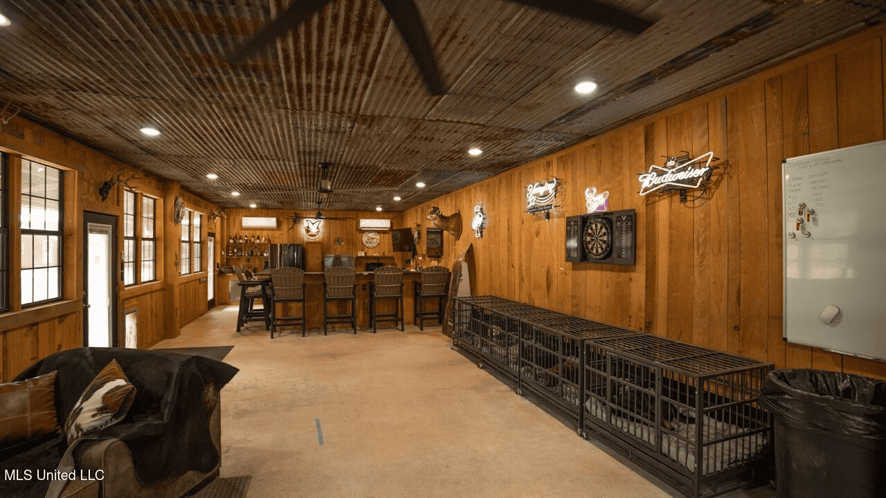 Woodville, MS – 40 Acres with Income-Producing Camp