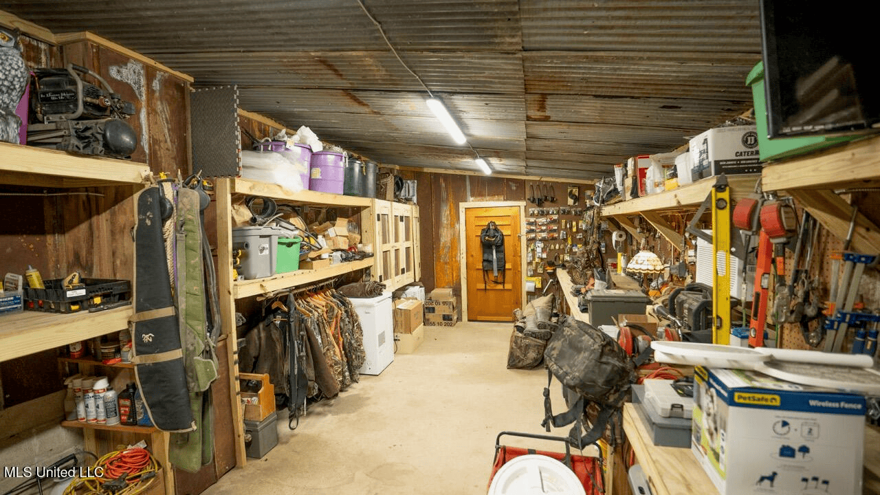 Woodville, MS – 40 Acres with Income-Producing Camp