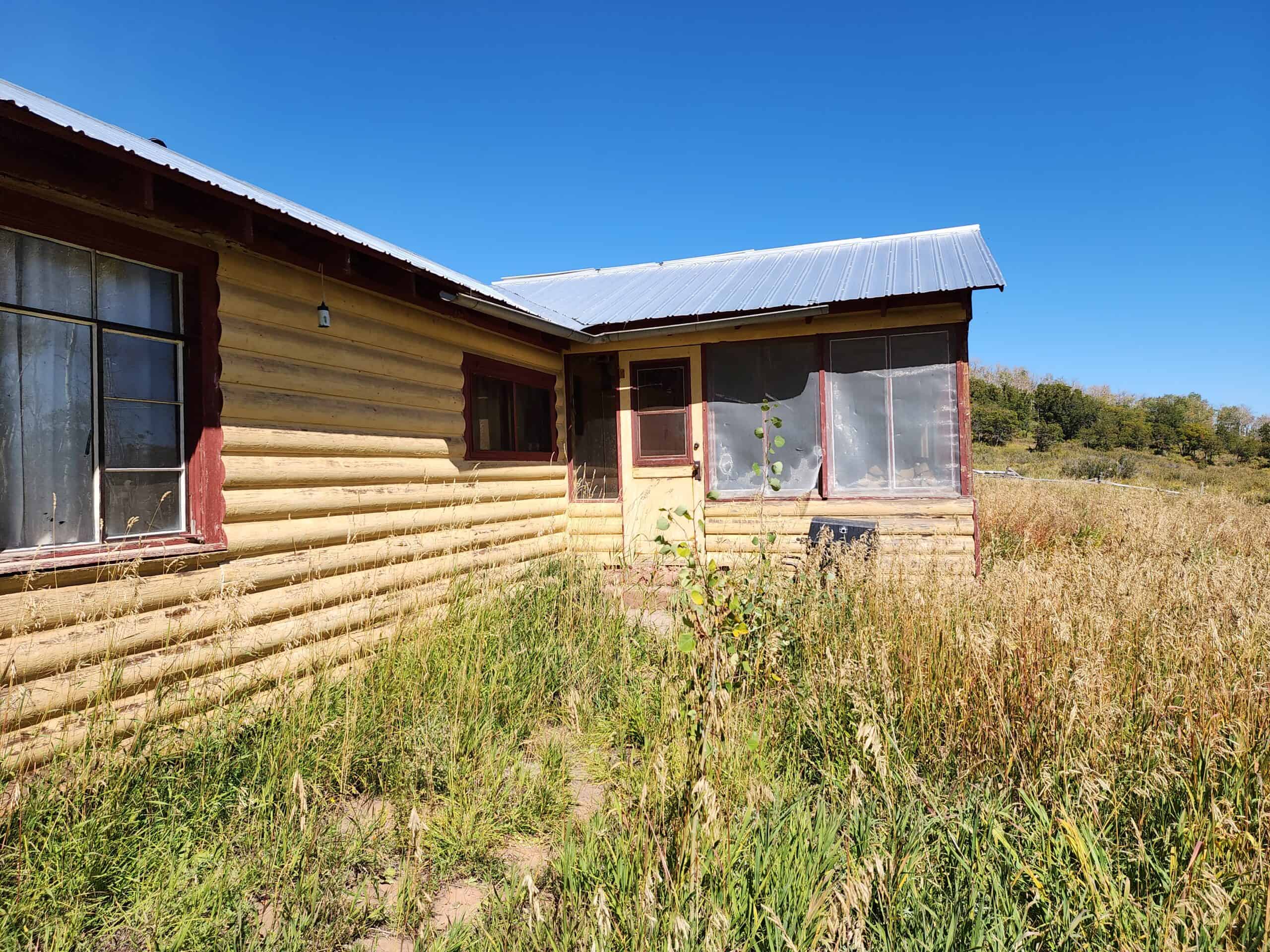 Colorado Hunting Property with Multiple Cabins