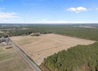 93-Acre Farm & Timber and Hunting Tract Near Washington, NC