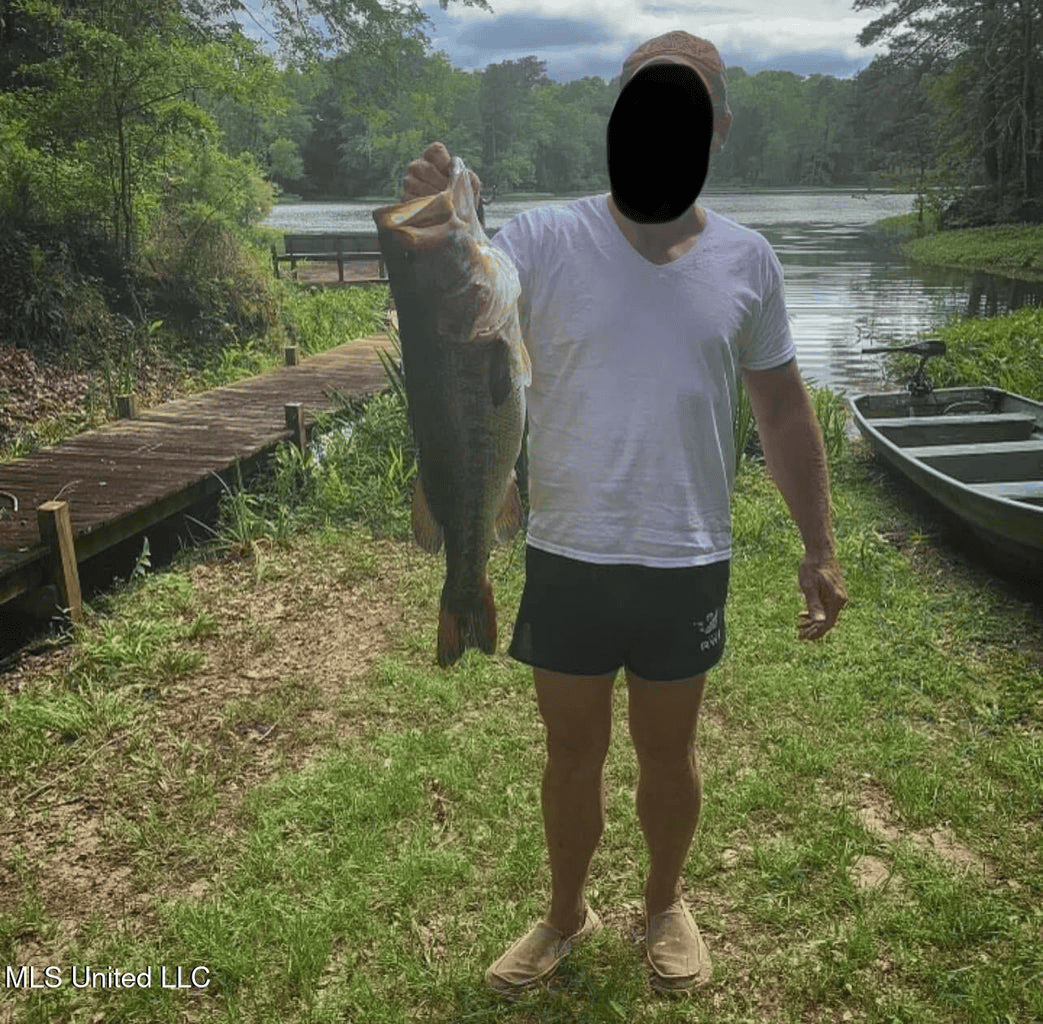 Natchez, MS – The Natchez Retreat on 47 Acres