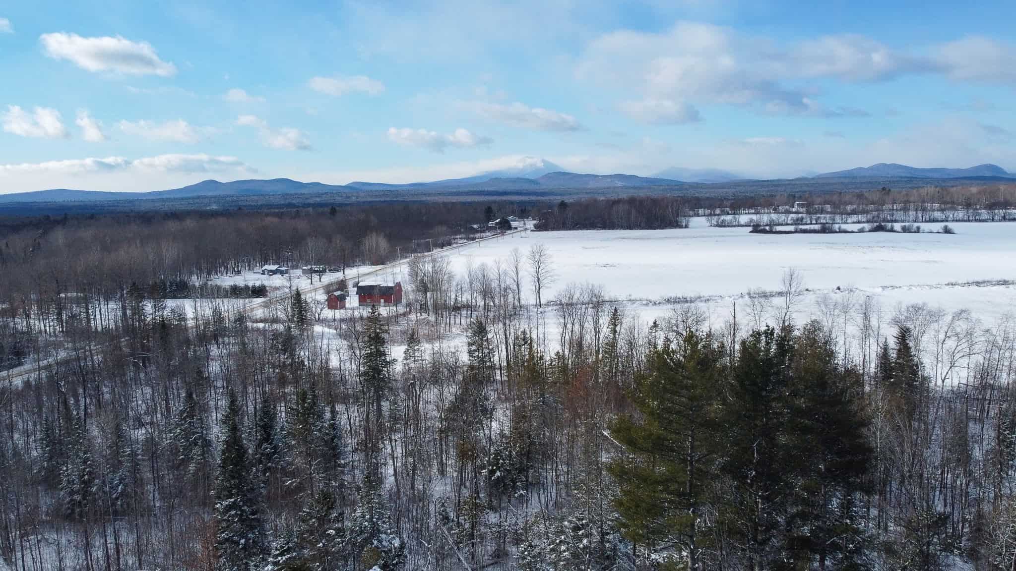Private Home on 40 Acres – Stacyville, ME