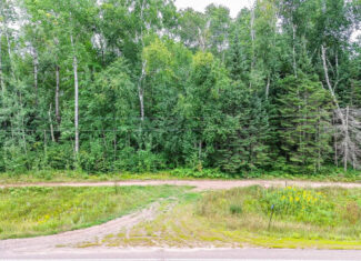 20 Acre Hunting Property w/ Quonset Shack For Sale in Kerrick MN